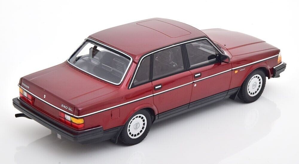 MINICHAMPS 1986 Volvo 240 Dark Red Metallic 1:18*New! LAST ONE