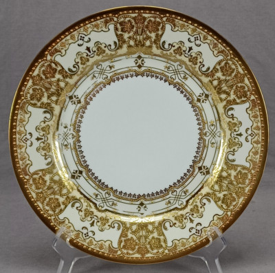 Franziska Hirsch Dresden Raised & Beaded Gold Scrollwork 10 3/8 Inch Plate E