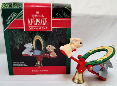HALLMARK Keepsake 1991 FRIENDS ARE FUN Christmas Ornament BUNNY RABBIT Moves VTG