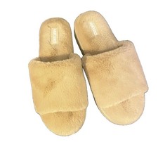 Muk Luks Women 9/10 Kirstey Platform Slide Slippers Cozy Soft Warm Fuzzy NWOT