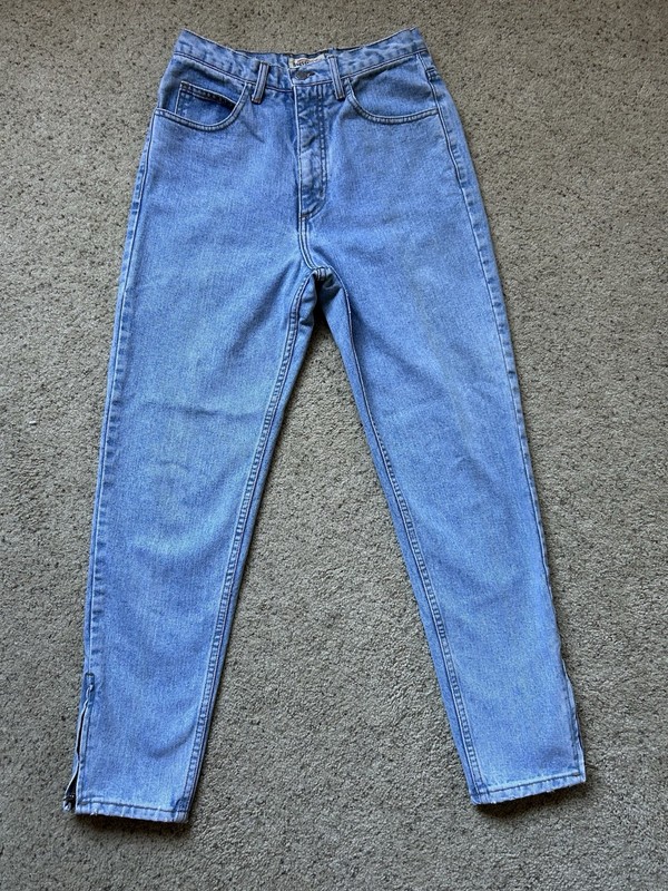 Vintage 90s GUESS Made in USA Light Wash Ankle Zip Jeans Size 29 1015
