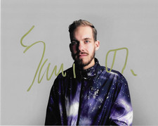* SAN HOLO * signed 8x10 photo * BB U OK? * COA *