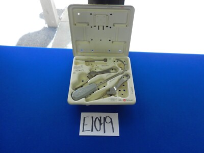 E1049 Femoral Rear Entry Guide System REF 2972-07-000