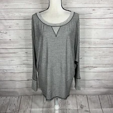 Lane Bryant Active Long Dolman Sleeve Knit Top Size 14/16 Gray Black Striped