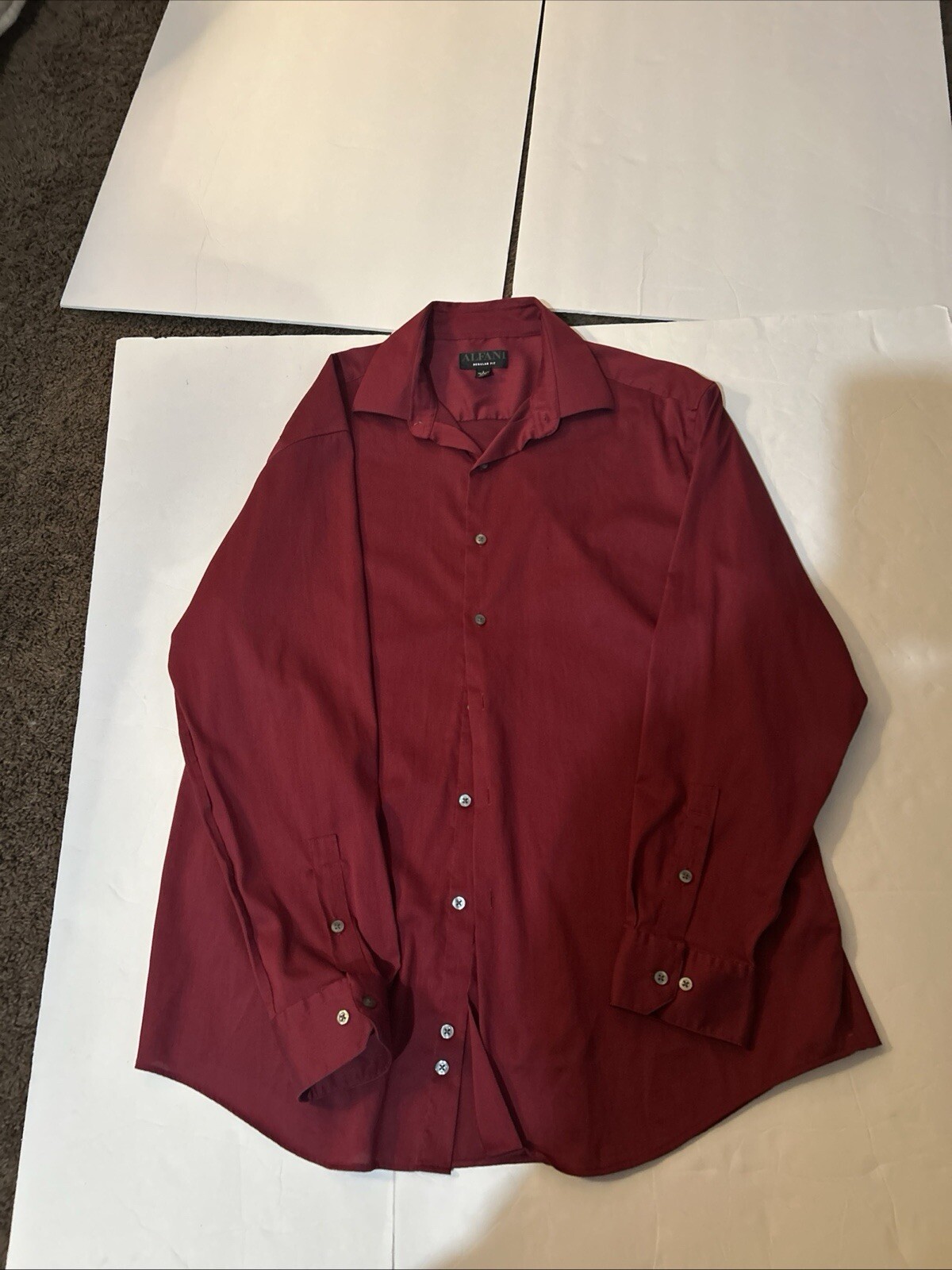 Alfonte regular fit size large shirt red