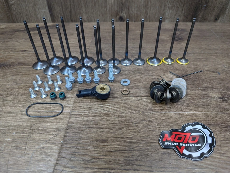 Juego de válvulas de admisión y escape OEM BMW S1000RR 2010-2014 - 11347718082 11348550131 Foto 2 de 4