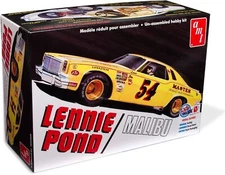 AMT Lennie Pond 1974 Chevy Malibu Stock Car 1:25 Scale Model Kit