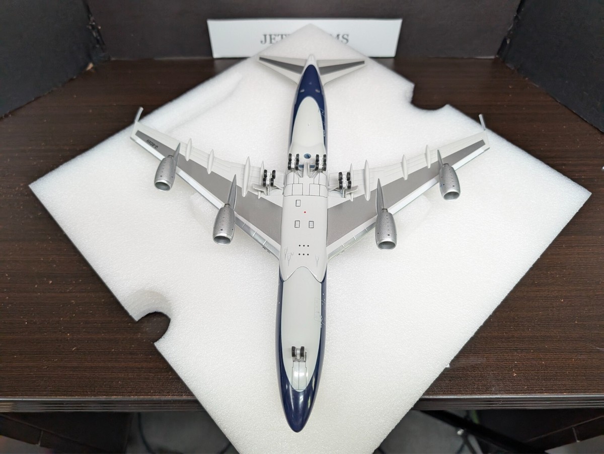 1/200 BRITISH AIRWAYS BOEING 747-200 1970'S COLORS G-BDXH