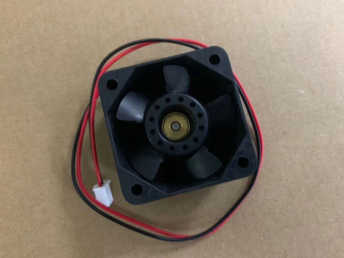 AC09-1 FAN UNIT 24V 105m³/h AC09-1 FAN UNIT 24V 105m³/h Filter fan Rittal SK 3239.124