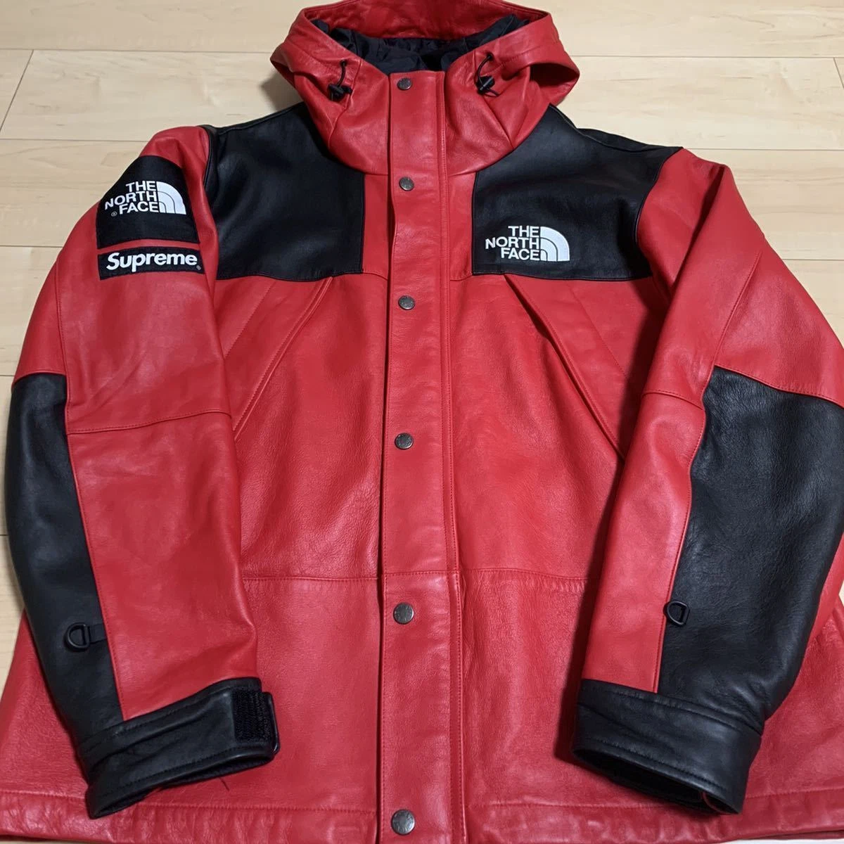 Veste à capuche parka montagne cuir agneau Supreme x The North Face bleu taille : M