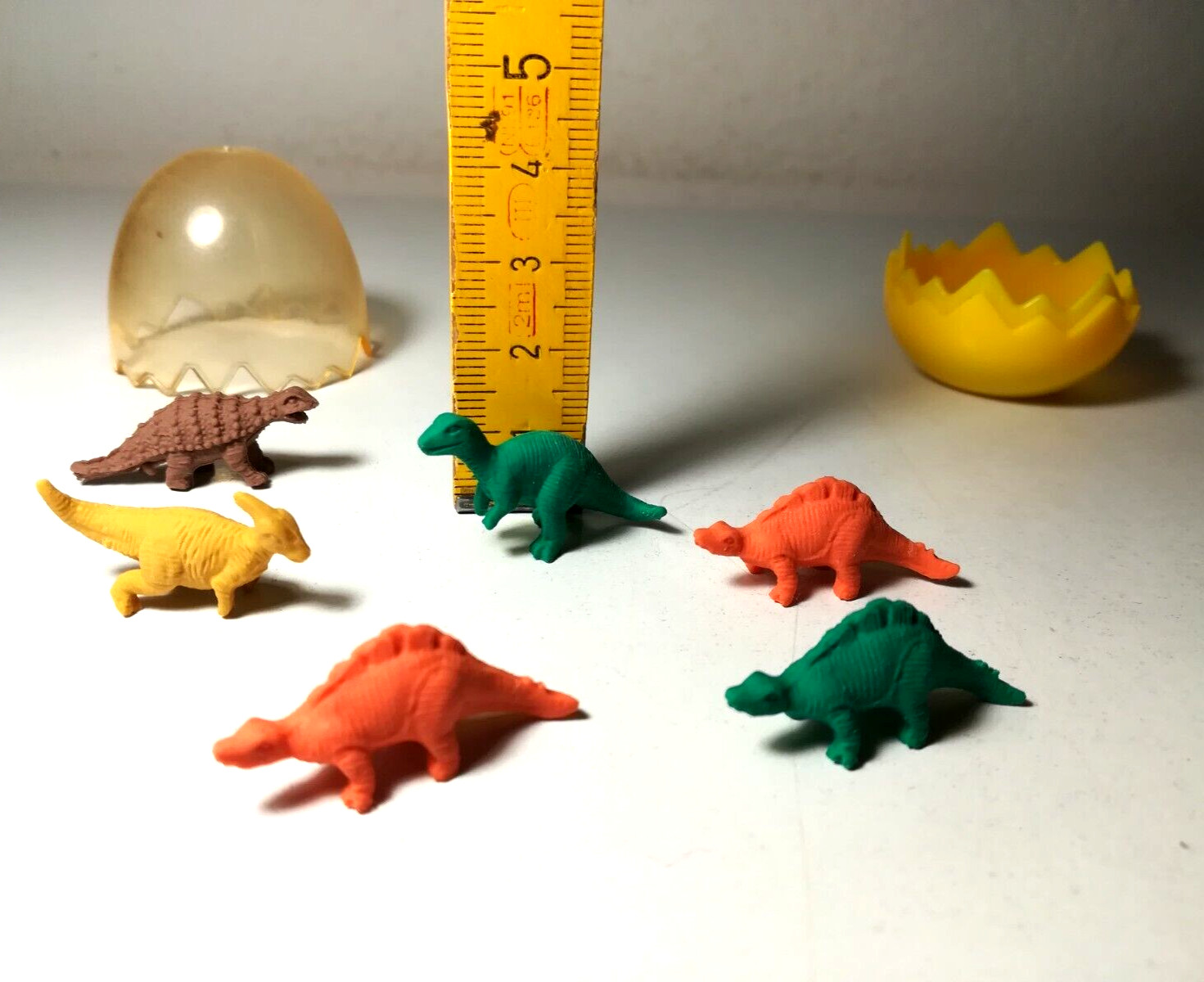 GIOCHINO PICCOLE DIMENSIONI DA COLLEZIONE GIOCATTOLI BAMBINI BIMBI