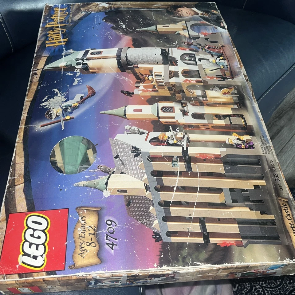 Lego Harry Potter CASTILLO DE HOGWARTS 4709 - Foto 2 de 4