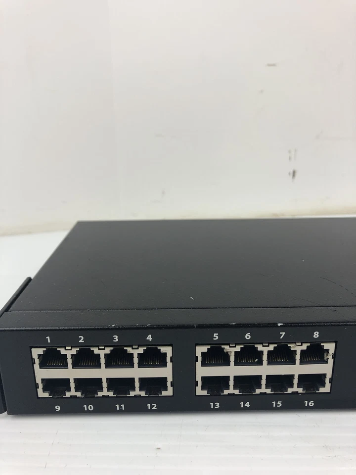 U.S. Robotics USR997932 Port Switch 16-Port 10/100/1000Mbps 100-240VAC - Image 4 of 4
