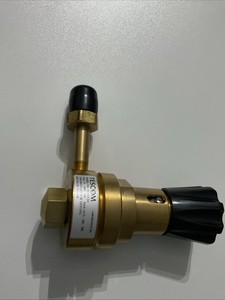 Tescom 26-1613-24 3000 PSI In, 500 PSI Out Pressure Regulator,