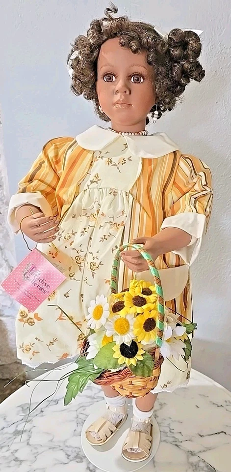 Muñeca de porcelana "Jada" afroamericana Paradise Galleries Treasury RARA COMO NUEVA Foto 2 de 4