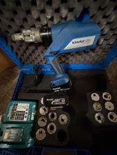 Klauke Ultra Akku-Presswerkzeug Set + Makita 18V Akkus + viele Pressbacken