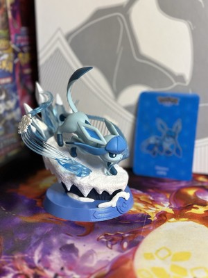 Glaceon Pokémon Eevee Evolution Statue Actionfigur 12 cm