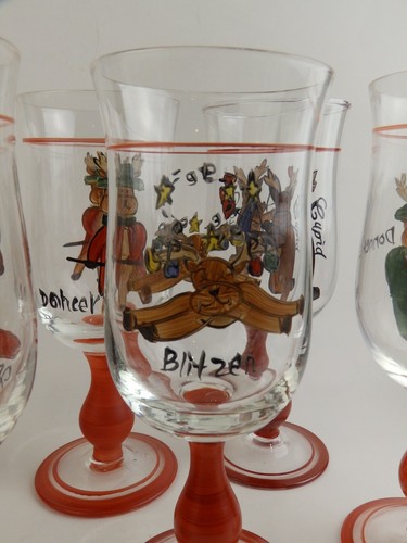 Set 8 Pottery Barn Santa's Reindeer Water Goblets Wine Glasses Hand Painted EUC - Picture 5 of 7