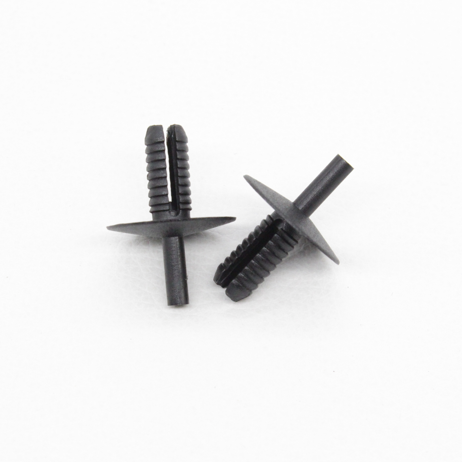 50-Piece Bumper Cover Clip Set For BMW E34 E36 E39 E46 X5 & More – Black Push-In Rivets 51111944537