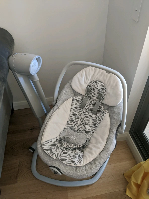 joie serina swing abstract arrows