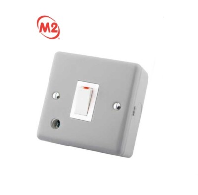 M2 20A DP Schalter mit Flex Steckdose metallverkleidet grau M220DPS/FM