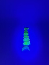 SEA GLASS TUMBLED SEAFOAM UV GLOW VINTAGE Uranium Glass 7 Pieces A1