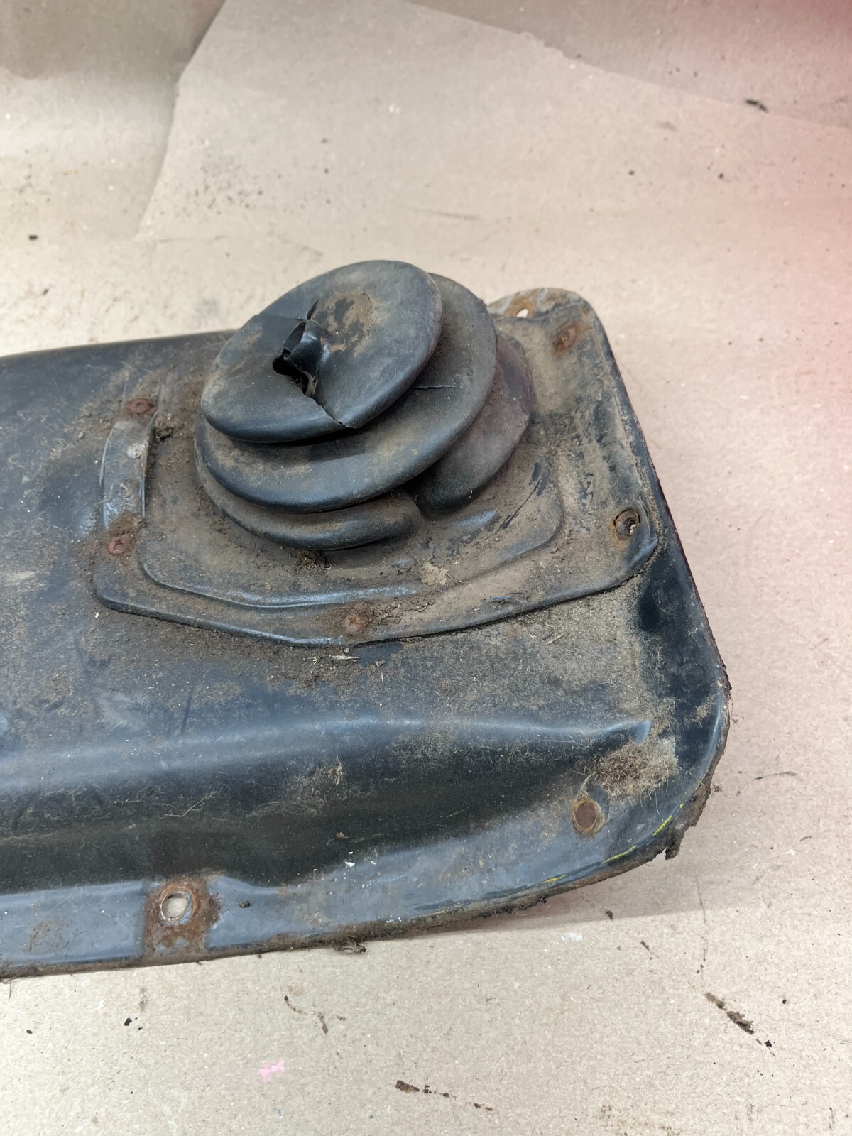 65 66 67 72 73 79 Ford Truck F150 F250 F350 TRANSMISSION HUMP FLOOR