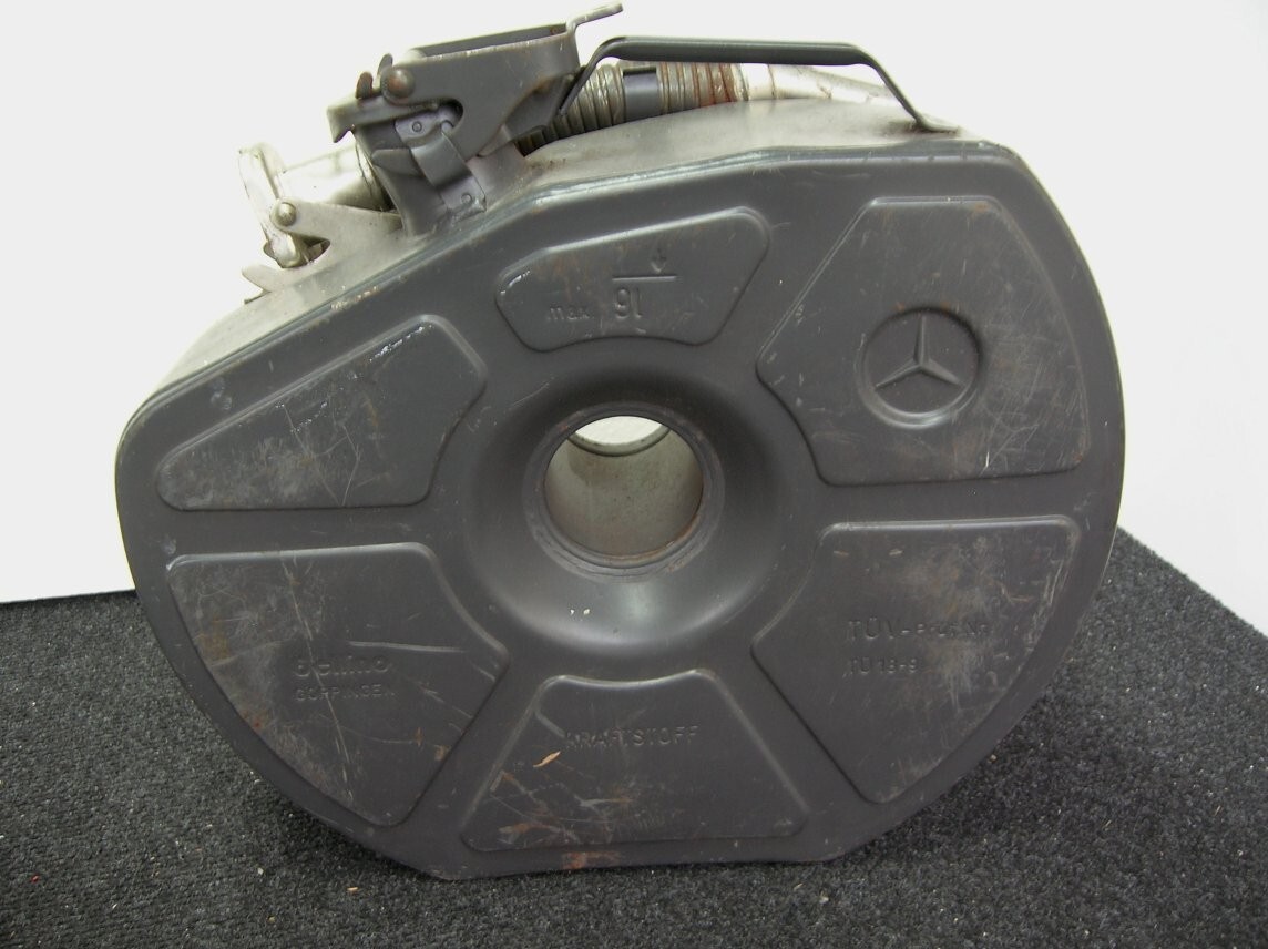 Big 9L Mercedes Reserve Canister Gas Spare Tyre Tire Jerry Can MB