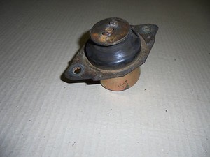 VW Golf 2 Original Motorlager hinten links 191199402