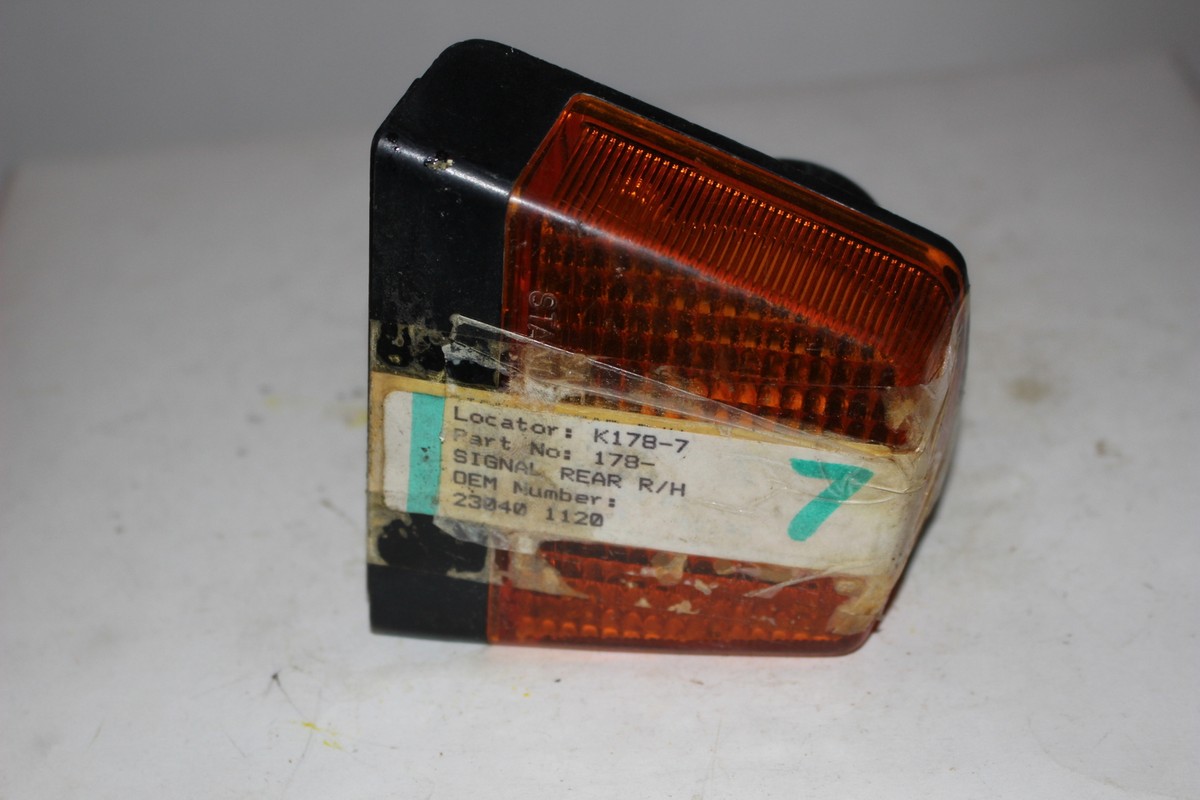 連絡用 KAWASAKI NINJA ZX1000 REAR TURN SIGNAL LAMP COVER LENS (TTS464) | eBay