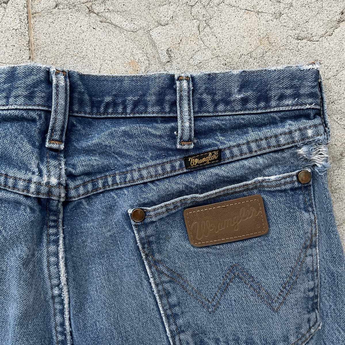Vintage Distressed 90s Wrangler 13MWZPW Made In USA Cowboy Denim