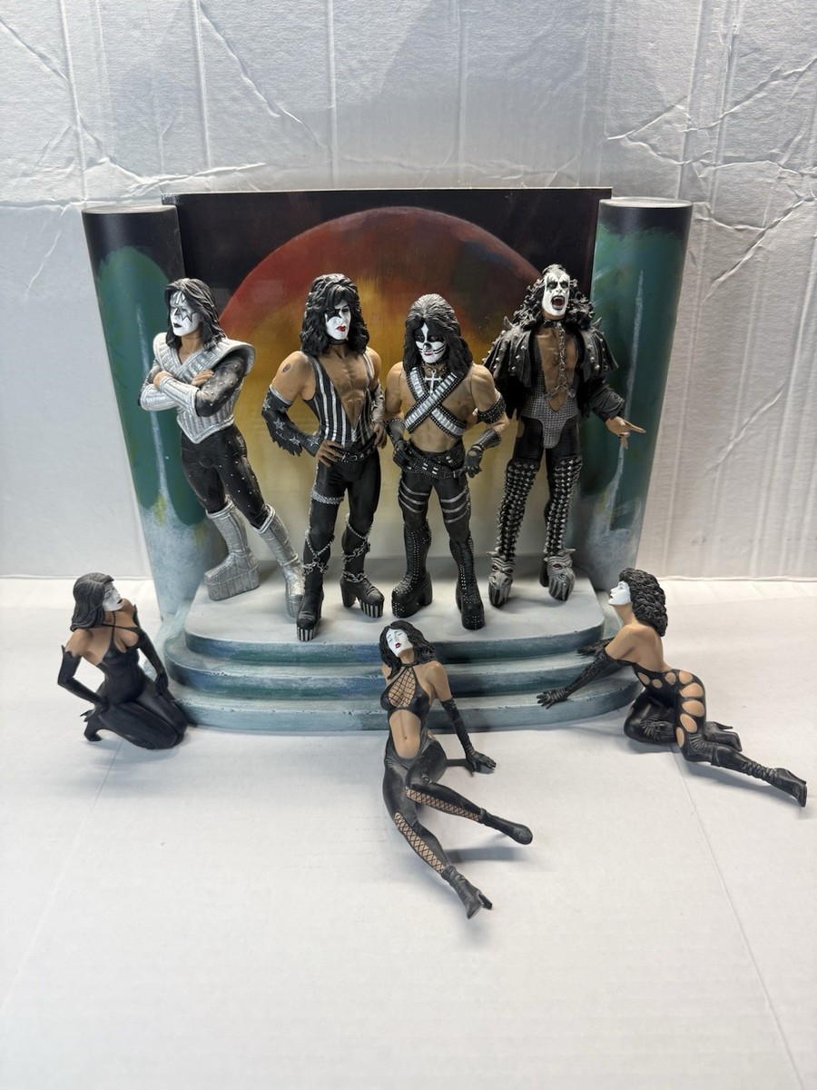 Mcfarlane Toys KISS LOVE GUN 7 FIGURES DELUXE Edition Super Stage