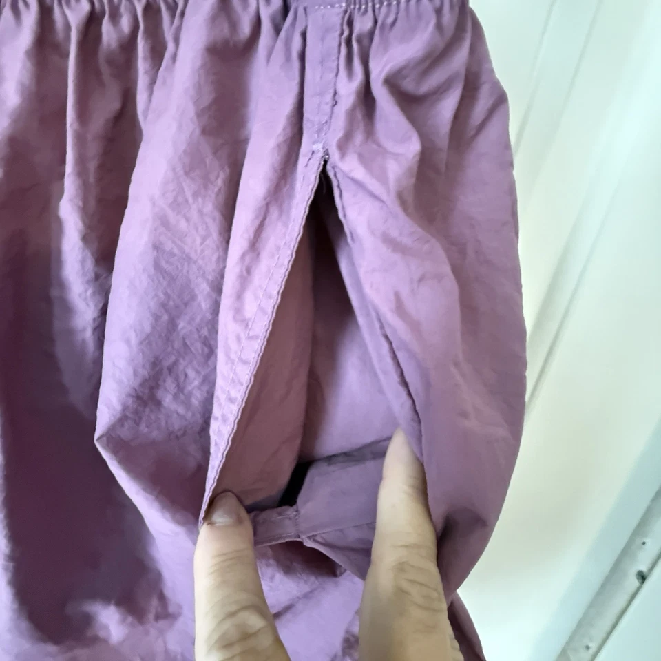 VTG Nike XL Nylon Running Mini Swoosh Shorts Mauve Y2K Silver Tag Embroidered - Image 4 of 4