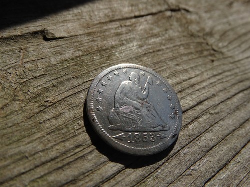 1853   SEATED LIBERTY (25c) QUARTER .900 SILVER WITH ARROWS AND RAYS