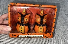 2022 Johanna Parker Halloween Orange Owl Salt & Pepper Shakers Transpac