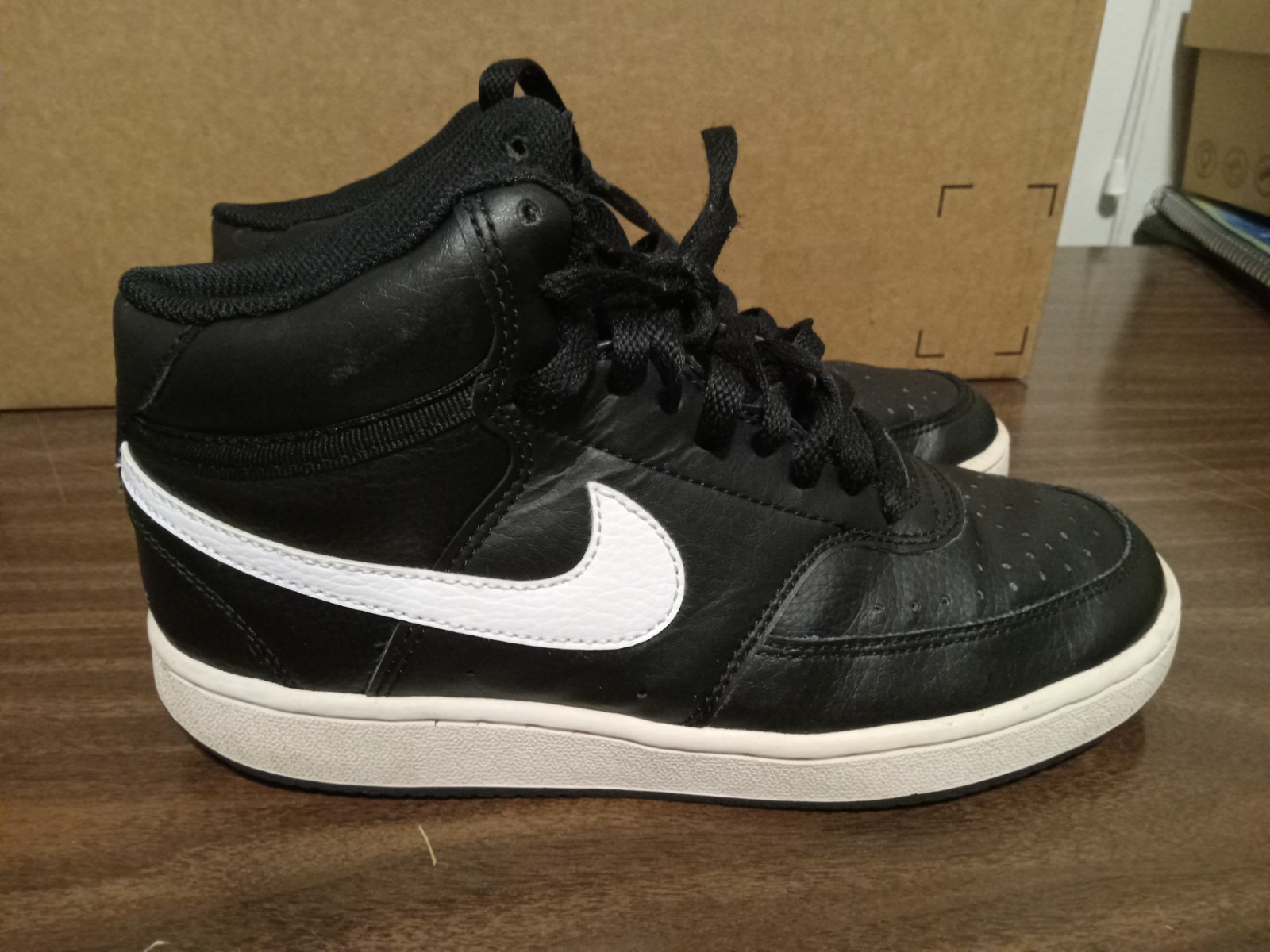 Nike Court Vision Mid CD5436-001 Black White Athletic Sneakers Women's Size 5
