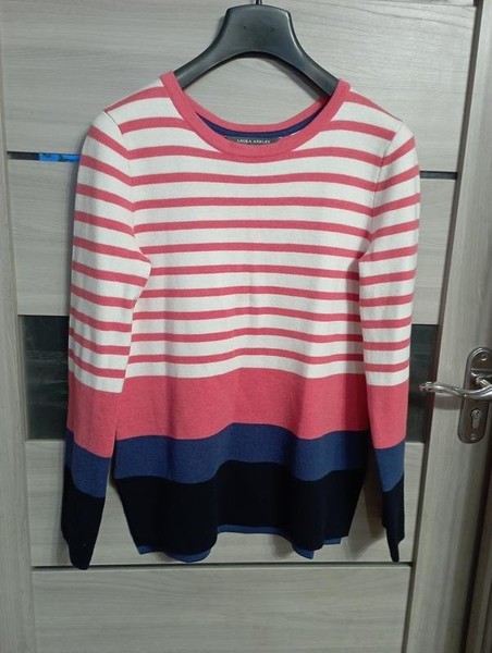 Women Laura Ashley Sweater White Wool 34