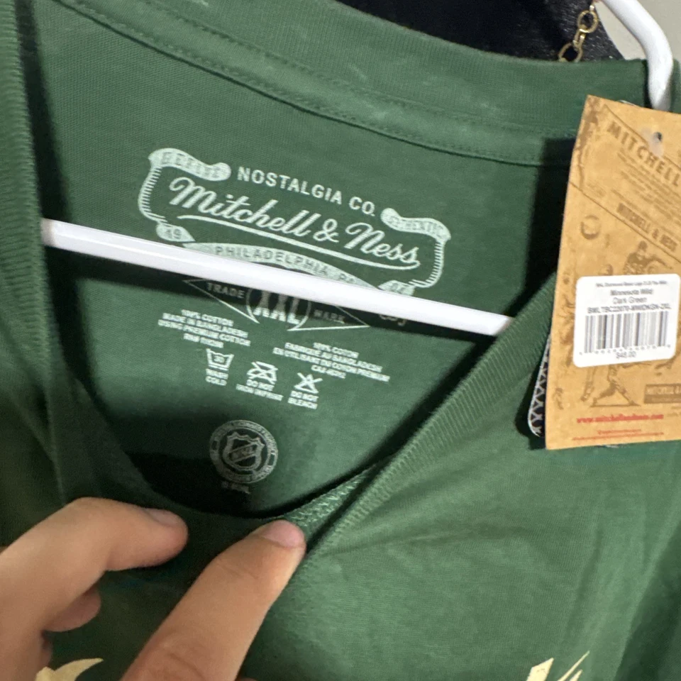 Camiseta Mitchell & Ness masculina Minnesota Wild NHL logotipo básico desgastado manga longa XXL - Imagem 3 de 4