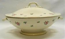 Vintage Homer Laughlin Rambler Rose American Vogue Oval Veg. Covered Bowl