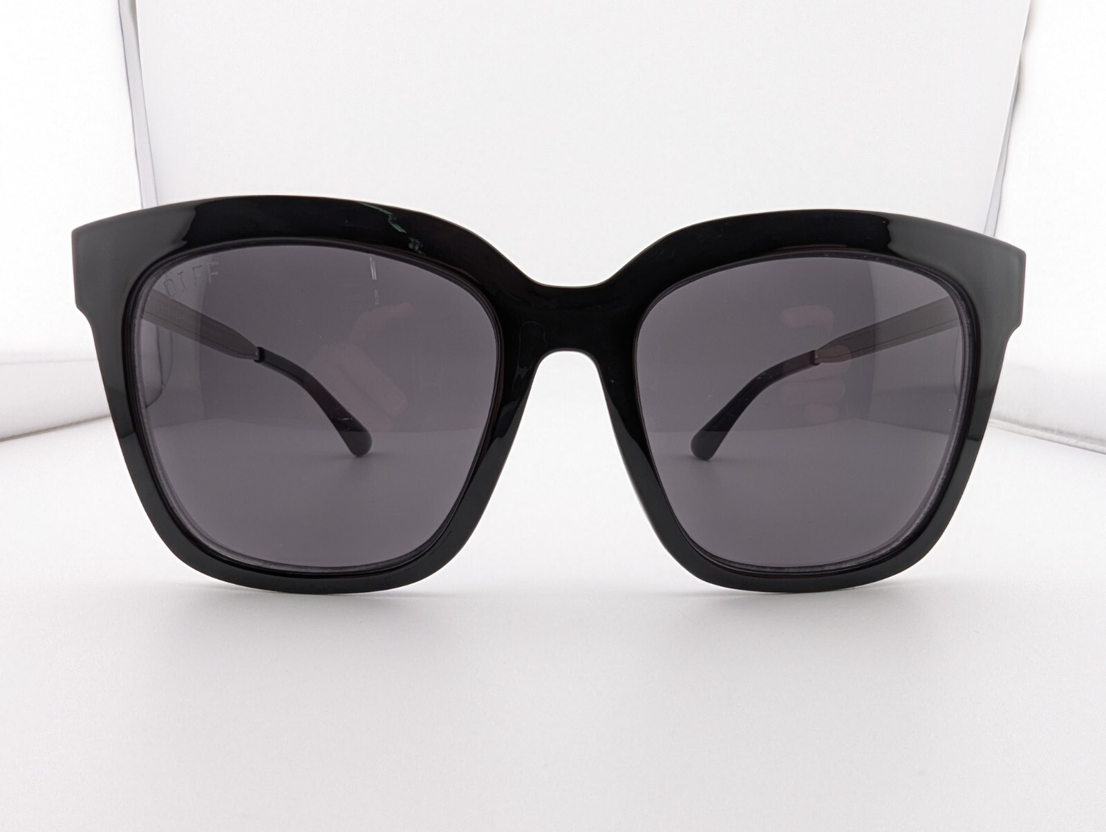 DIFF Eyewear Sunglasses, LT DIFF Hailey BK-GR255 … - image 2