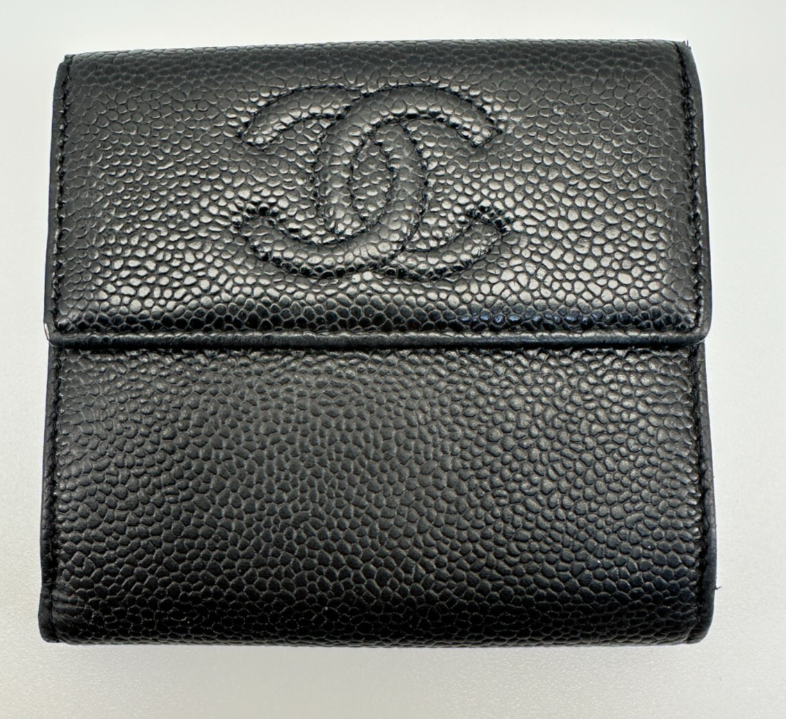 CHANEL CC Black Pebble Leather Bi-fold Wallet