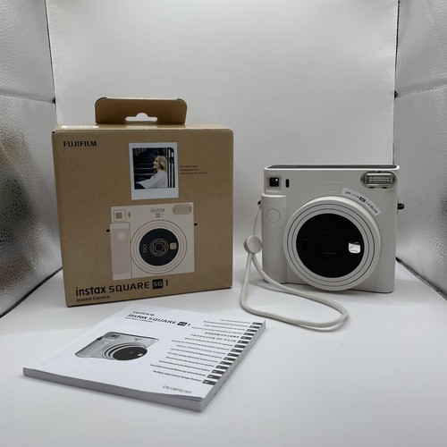 Fujifilm Instax Square SQ1 Instant Film Camera/Chalk White