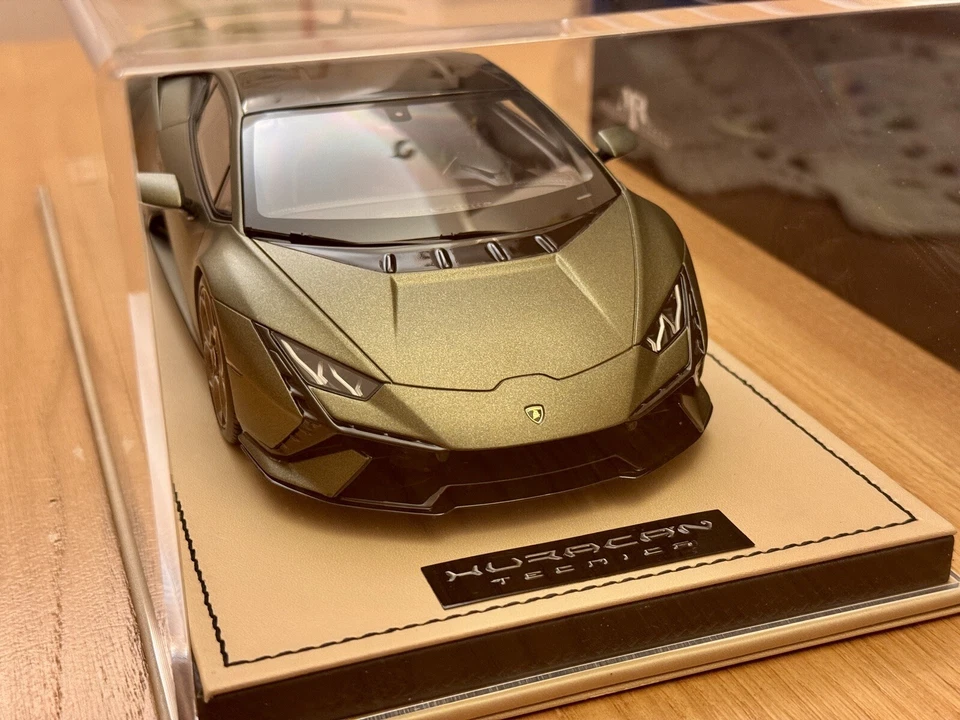 Lamborghini Huracan Tecnica 1/18 Mr. Collection Limited Edition LAMBO054D - Immagine 4 di 4