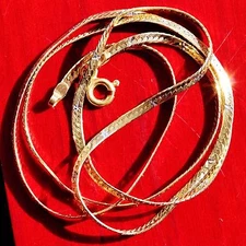 14k yellow gold necklace 17.75" Italian herringbone link chain vintage 3.6gr