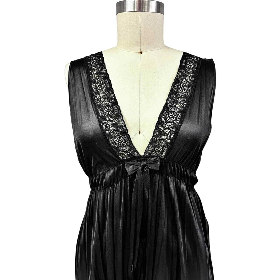 Años 70 De Colección 2 Piezas Peignoir Negro Slinky Nylon/Encaje Recortado Miss Elaine Talla L Nuevo Sin Etiquetas Foto 3 de 4