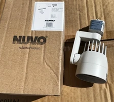 Satco Nuvo LED TH423  Track Lighting 12W LED Head Angle Arm WHITE  2.5 X 6.25