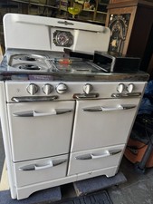 O'Keefe & Merritt Vintage White Freestanding Gas Stove Double Oven Griddle Timer