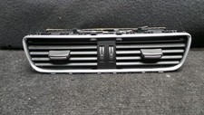2L10A78* Audi A4 A5 RHD Facelift Ausströmer Dashboard Center Air Vent 8T2820951E