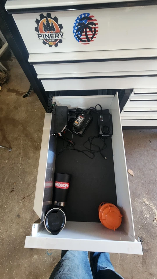 Snap-On Toolbox With Power Drawer And Powered Work Surface - Image 2 of 4