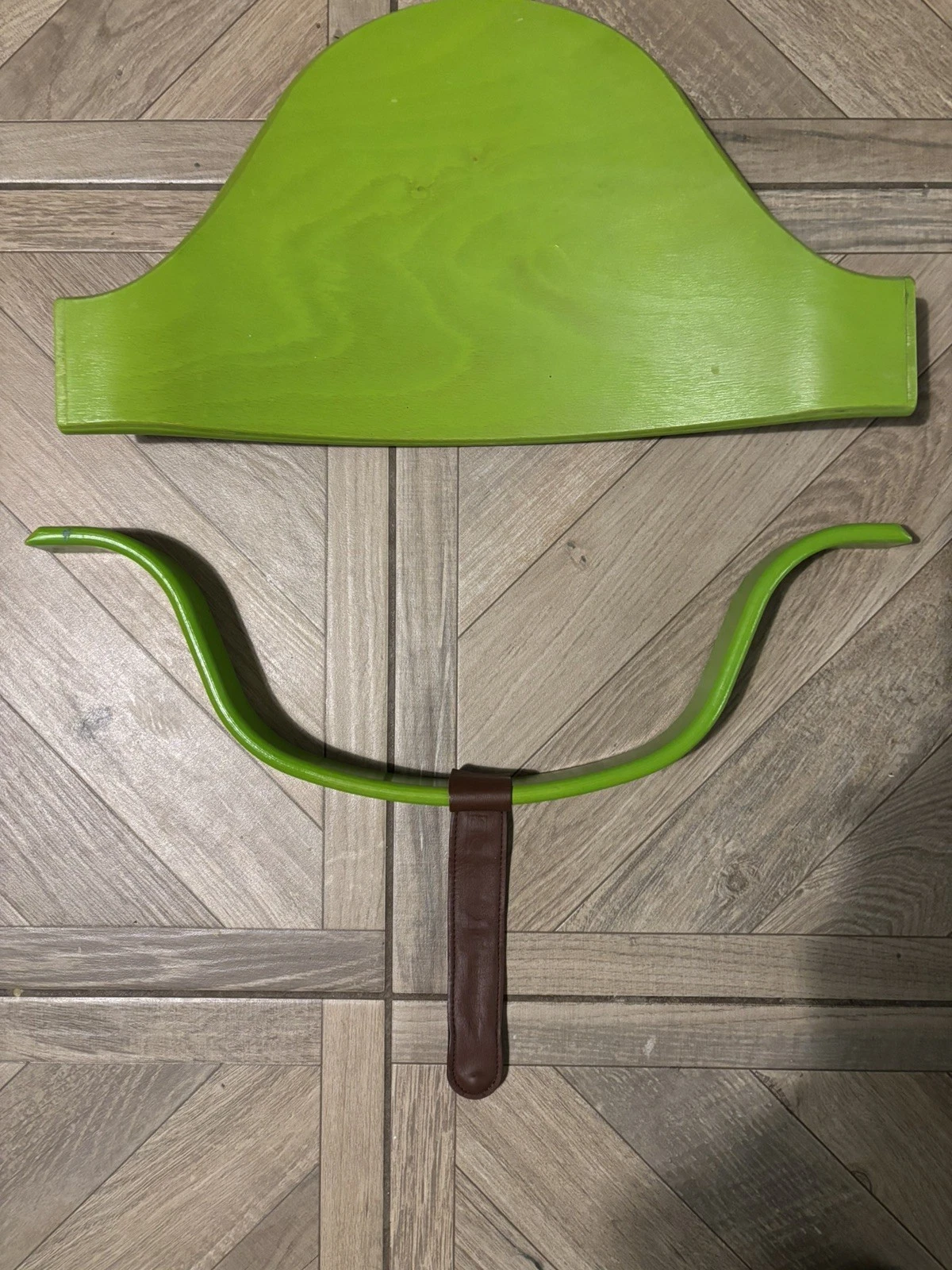Stokke Tripp Trapp Wooden Style Baby Set With Leather Strap - Older Style
Opens in a new window or t